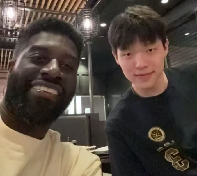 罗马诺&amp;莫雷托：加拉塔萨雷和维拉给莱奥的报价存在宇宙般的鸿沟